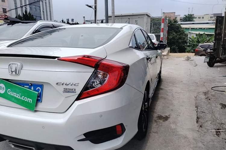 Used Honda Civic 2019 220TURBO CVT Dynamic Edition China VI Emission Standard Exterior 3