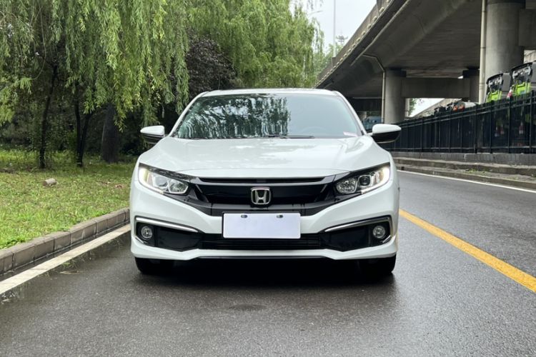 Used Honda Civic 2019 220TURBO CVT Dynamic Edition China VI Exterior 3