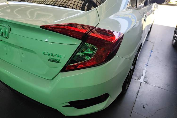 Used Honda Civic 2019 220TURBO CVT Dynamic Edition China VI Exterior 3