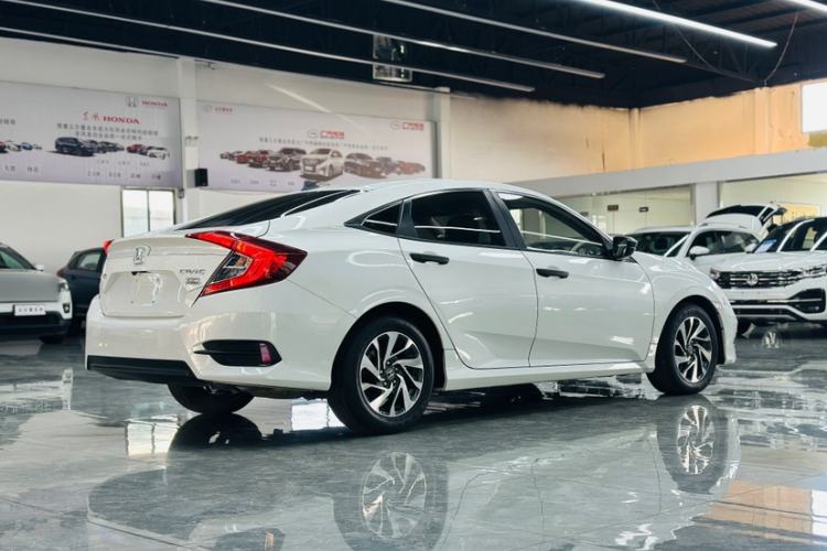 Used Honda Civic 2019 180TURBO CVT Shangyue Edition China VI Emission Standard Exterior 4