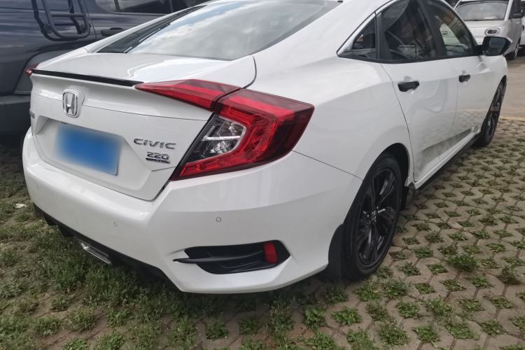Used Honda Civic 2019 220TURBO CVT Dynamic Edition China VI Emission Standard Exterior 4