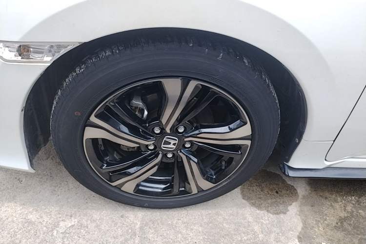 Used Honda Civic 2019 220TURBO CVT Dynamic Edition China VI Emission Standard Exterior 4