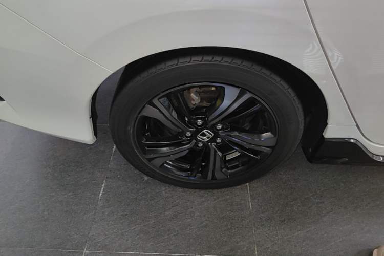 Used Honda Civic 2019 220TURBO CVT Dynamic Edition China VI Emission Standard Exterior 5