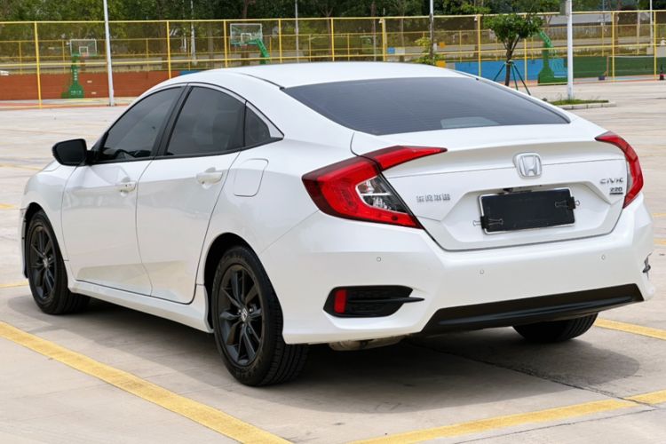 Used Honda Civic 2019 220TURBO CVT Dynamic Edition China V Exterior 5