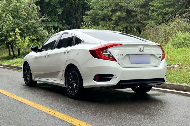 Used Honda Civic 2019 220TURBO CVT Dynamic Edition China VI Exterior 5