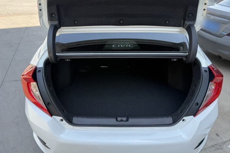 Used Honda Civic 2019 220TURBO CVT Dynamic Edition China VI Emission Standard Exterior 6