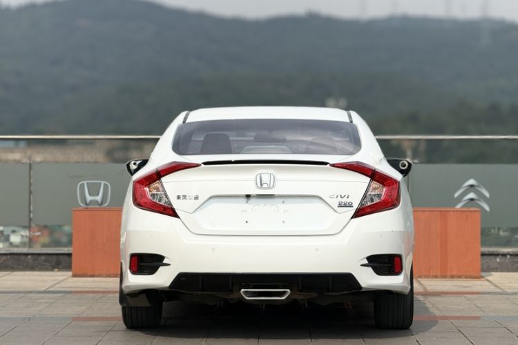 Used Honda Civic 2019 220TURBO CVT Dynamic Edition China VI Emission Standard Exterior 6