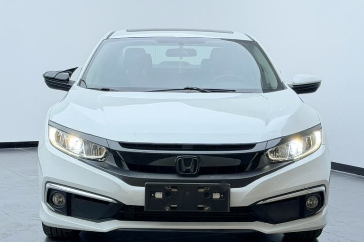 Used Honda Civic 2019 220TURBO CVT Dynamic Edition China VI Exterior 6