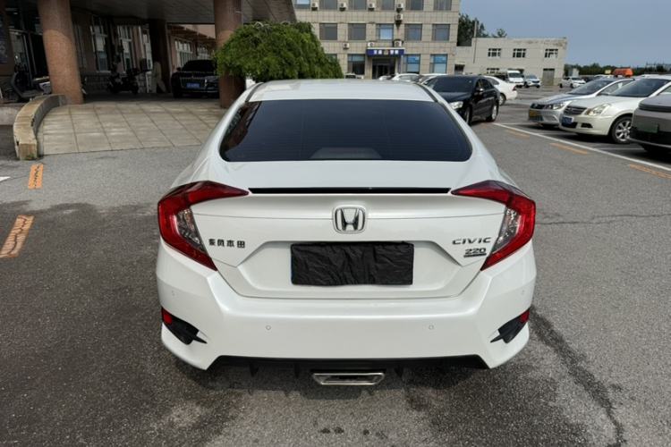Used Honda Civic 2019 220TURBO CVT Dynamic Edition China VI Emission Standard Exterior 6