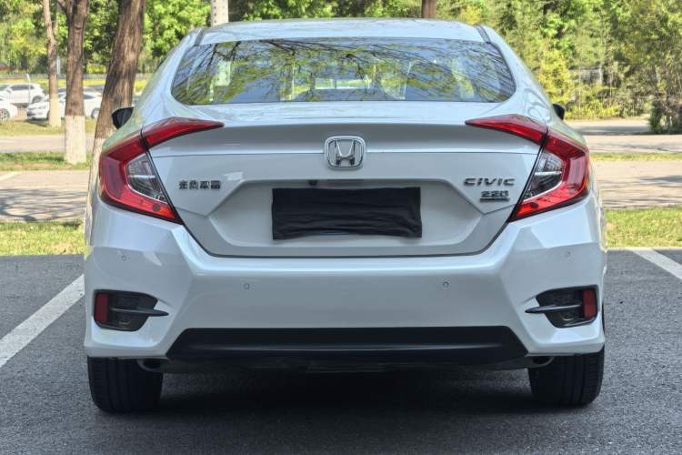 Used Honda Civic 2019 220TURBO CVT Dynamic Edition China V Exterior 6