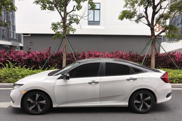 Used Honda Civic 2019 220TURBO CVT Power Edition China VI Emission Standard Exterior 7