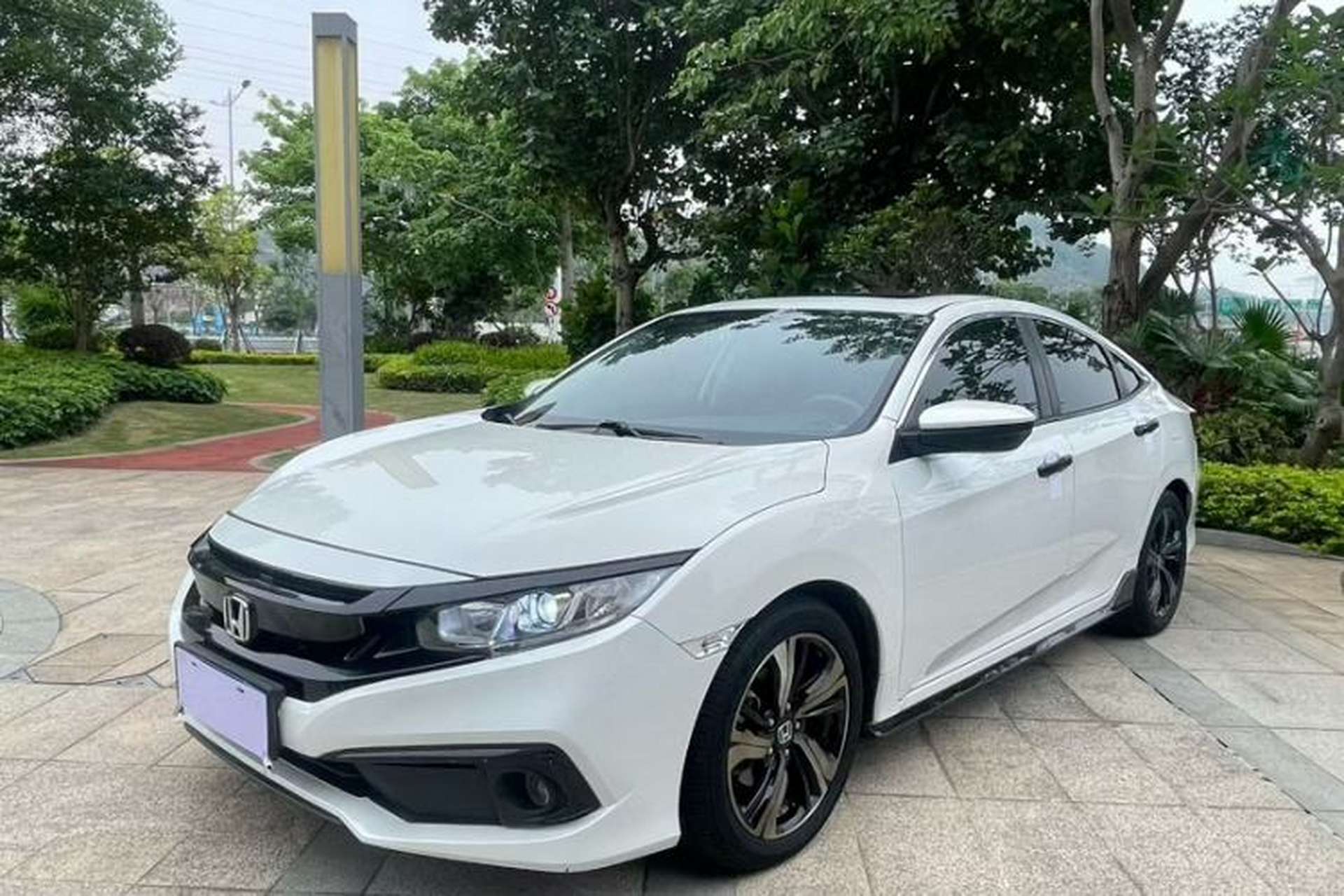 Used Honda Civic 2019 220TURBO CVT Dynamic Edition China V Emission Standard Front Left 45 Deg