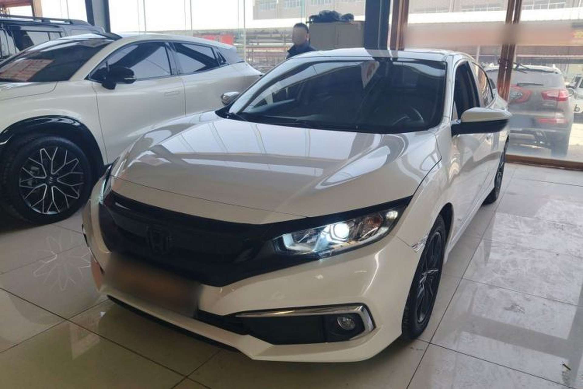 Used Honda Civic 2019 220TURBO CVT Dynamic Edition China VI Front Left 45 Deg