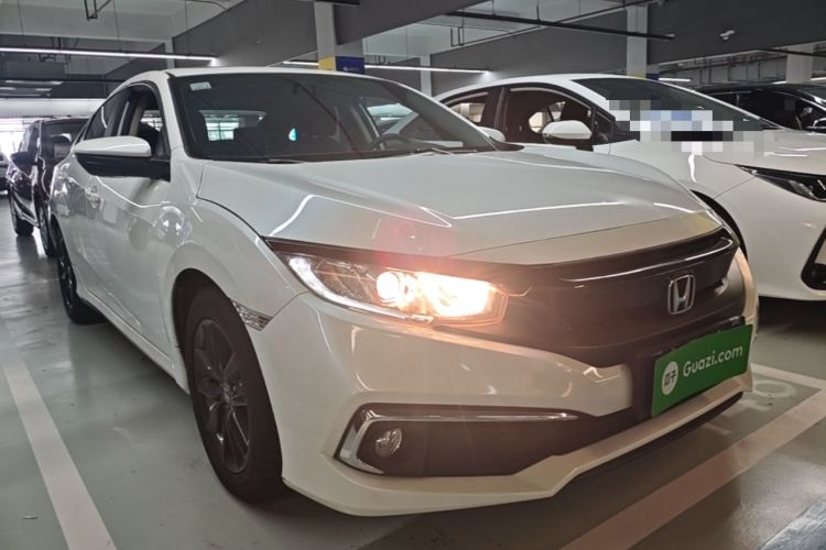 Used Honda Civic 2019 220TURBO CVT Dynamic Edition China VI Front Right 45 Deg