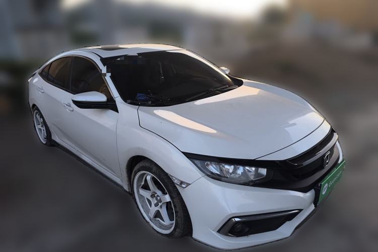 Used Honda Civic 2019 220TURBO CVT Dynamic Edition China VI Front Right 45 Deg
