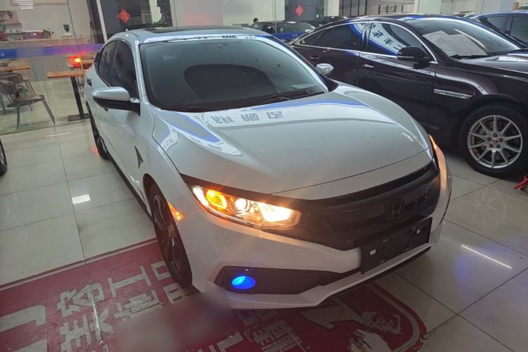 Used Honda Civic 2019 220TURBO CVT Dynamic Edition China VI Emission Standard Front Right 45 Deg