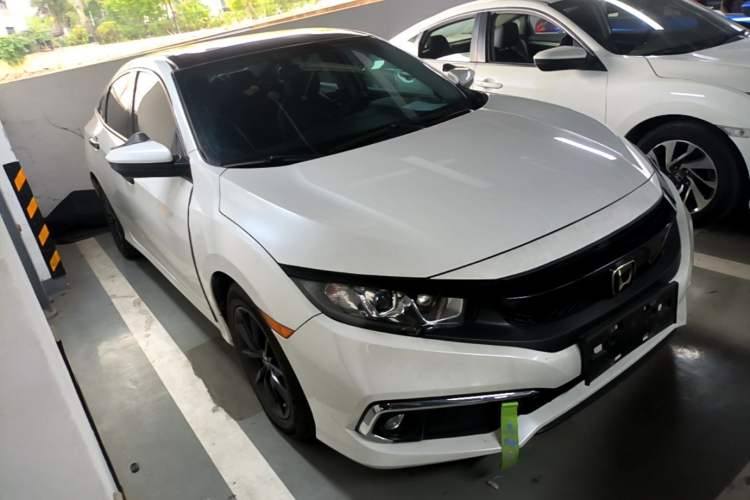 Used Honda Civic 2019 220TURBO Manual Jinkong Edition China VI Front Right 45 Deg