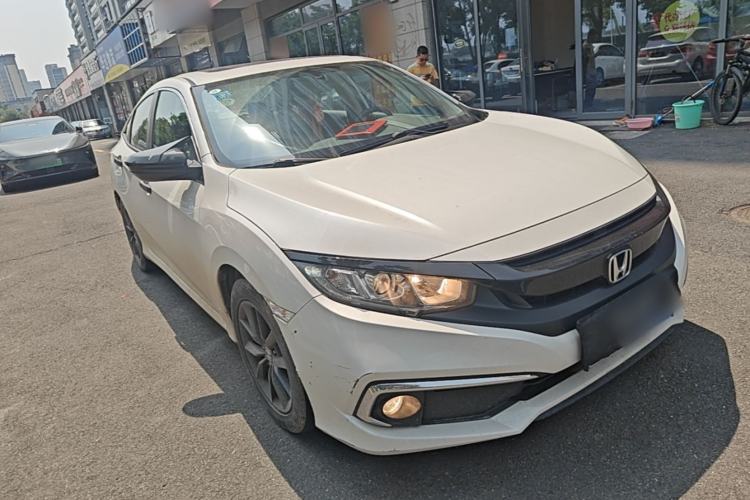 Used Honda Civic 2019 220TURBO CVT Dynamic Edition China VI Front Right 45 Deg