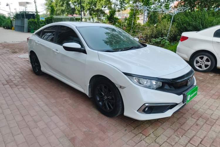Used Honda Civic 2019 220TURBO CVT Dynamic Edition China VI Front Right 45 Deg