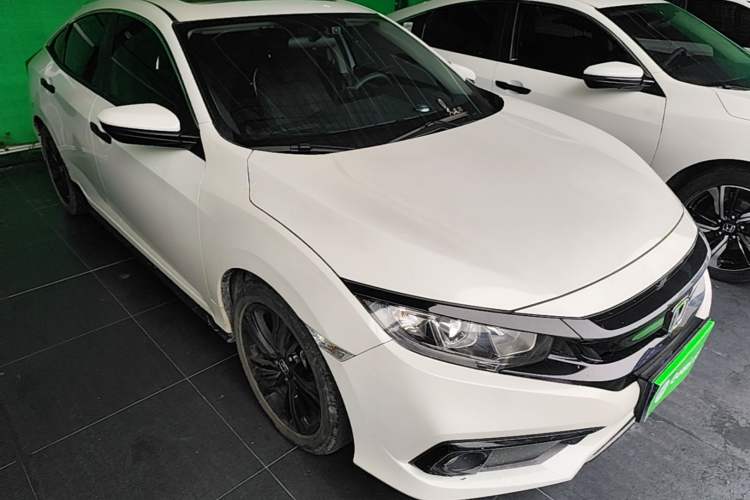 Used Honda Civic 2019 220TURBO CVT Dynamic Edition China VI Emission Standard Front Right 45 Deg