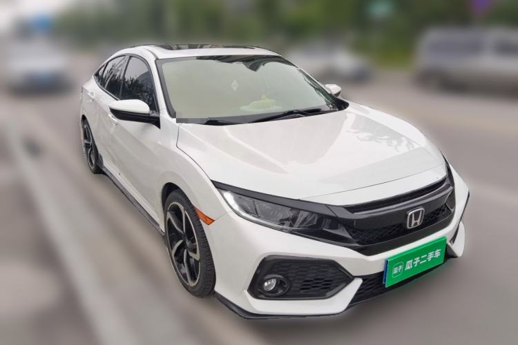 Used Honda Civic 2019 220TURBO CVT Dynamic Edition China VI Front Right 45 Deg