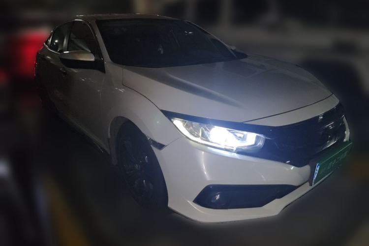 Used Honda Civic 2019 220TURBO CVT Dynamic Edition China VI Emission Standard Front Right 45 Deg