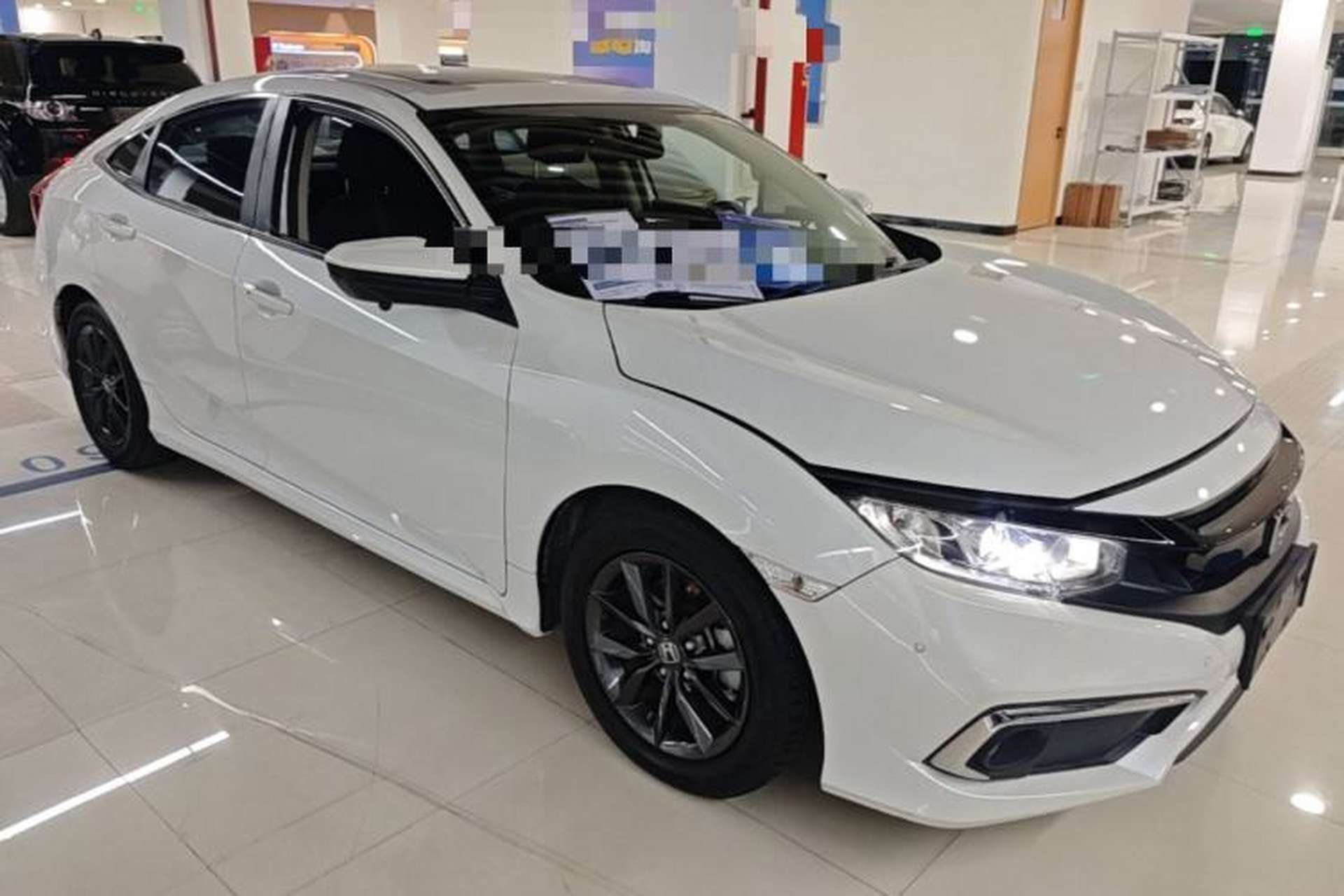 Used Honda Civic 2019 220TURBO CVT Dynamic Edition China VI Front Right 45 Deg