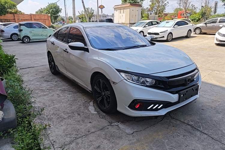 Used Honda Civic 2019 220TURBO CVT Dynamic Edition China VI Emission Standard Front Right 45 Deg