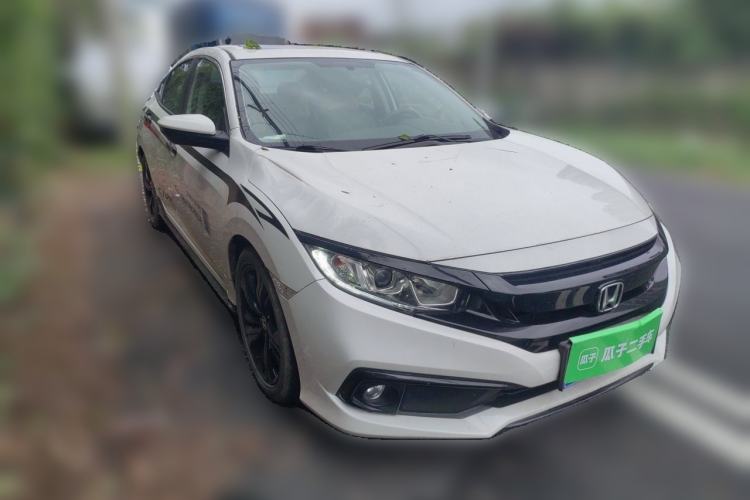 Used Honda Civic 2019 220TURBO CVT Dynamic Edition China VI Emission Standard Front Right 45 Deg