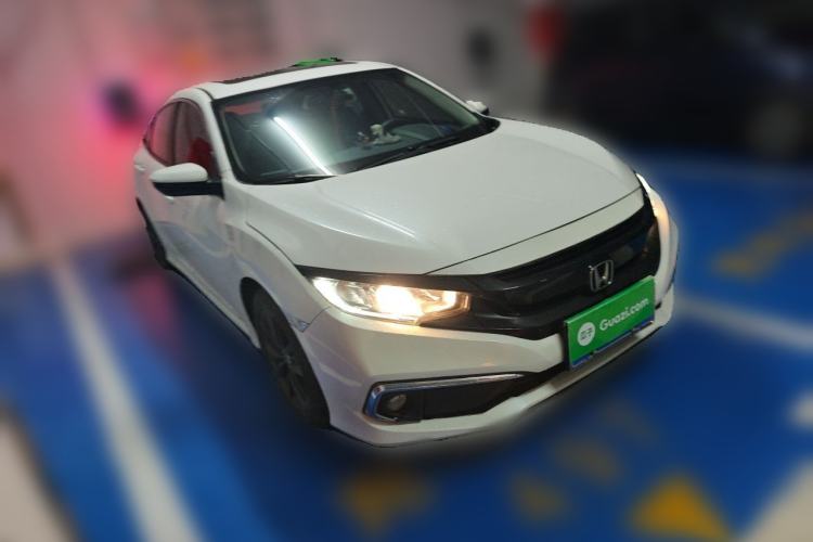 Used Honda Civic 2019 220TURBO CVT Dynamic Edition China VI Front Right 45 Deg