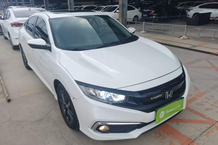 Used Honda Civic 2019 220TURBO CVT Dynamic Edition China VI Front Right 45 Deg
