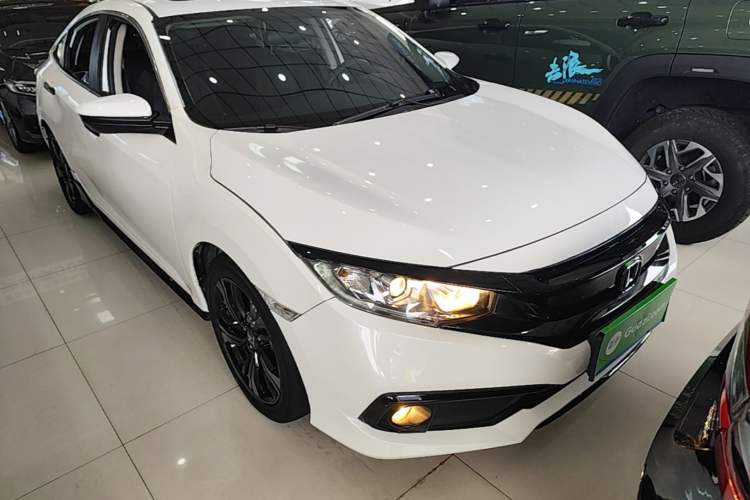Used Honda Civic 2019 220TURBO CVT Dynamic Edition China VI Emission Standard Front Right 45 Deg