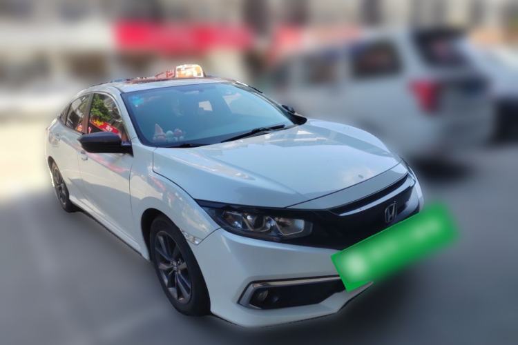 Used Honda Civic 2019 220TURBO CVT Dynamic Edition China VI Front Right 45 Deg
