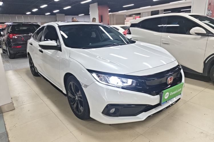 Used Honda Civic 2019 220TURBO CVT Dynamic Edition China VI Emission Standard Front Right 45 Deg
