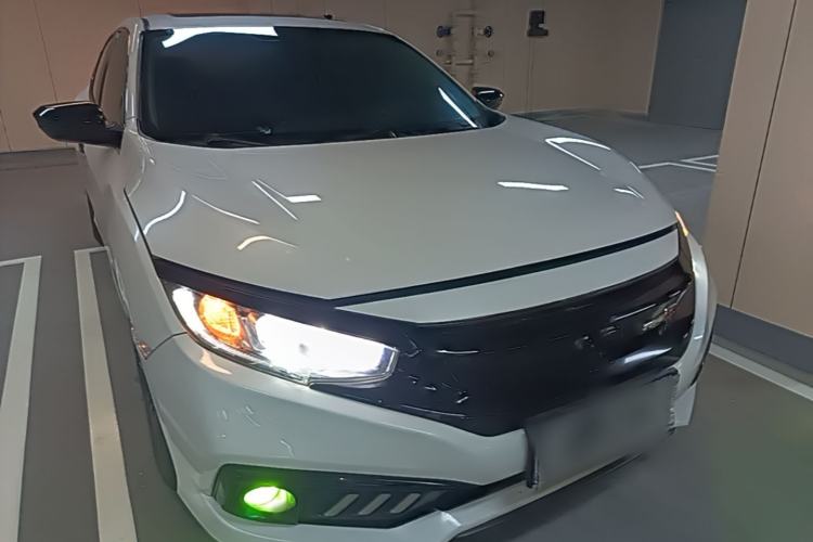 Used Honda Civic 2019 220TURBO CVT Dynamic Edition China VI Front Right 45 Deg