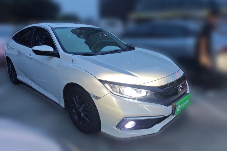 Used Honda Civic 2019 220TURBO CVT Dynamic Edition China VI Front Right 45 Deg