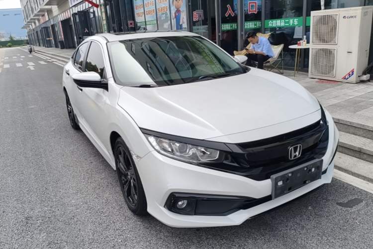 Used Honda Civic 2019 220TURBO CVT Dynamic Edition China VI Emission Standard Front Right 45 Deg