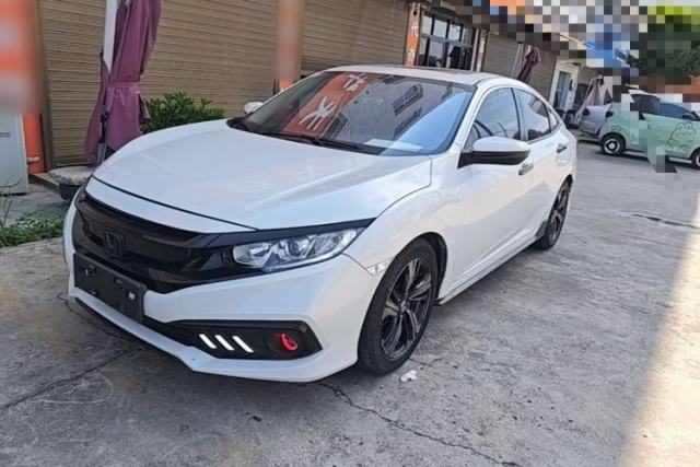 Ojetý Honda Civic 2019 220TURBO CVT Dynamic Edition China VI Emission Standard