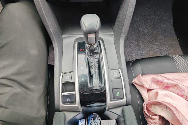 Used Honda Civic 2019 220TURBO CVT Dynamic Edition China VI Gear Lever