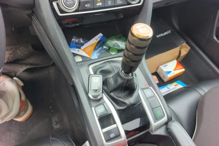 Used Honda Civic 2019 220TURBO Manual Jinkong Edition China V Emission Standard Gear Lever