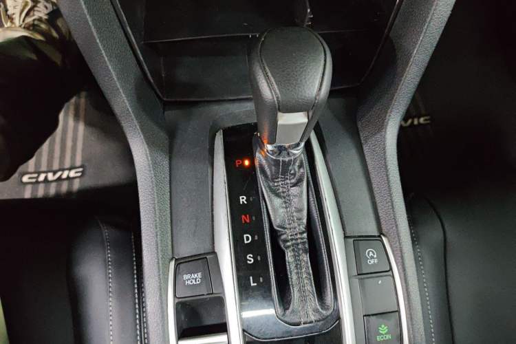 Used Honda Civic 2019 220TURBO CVT Dynamic Edition China VI Gear Lever