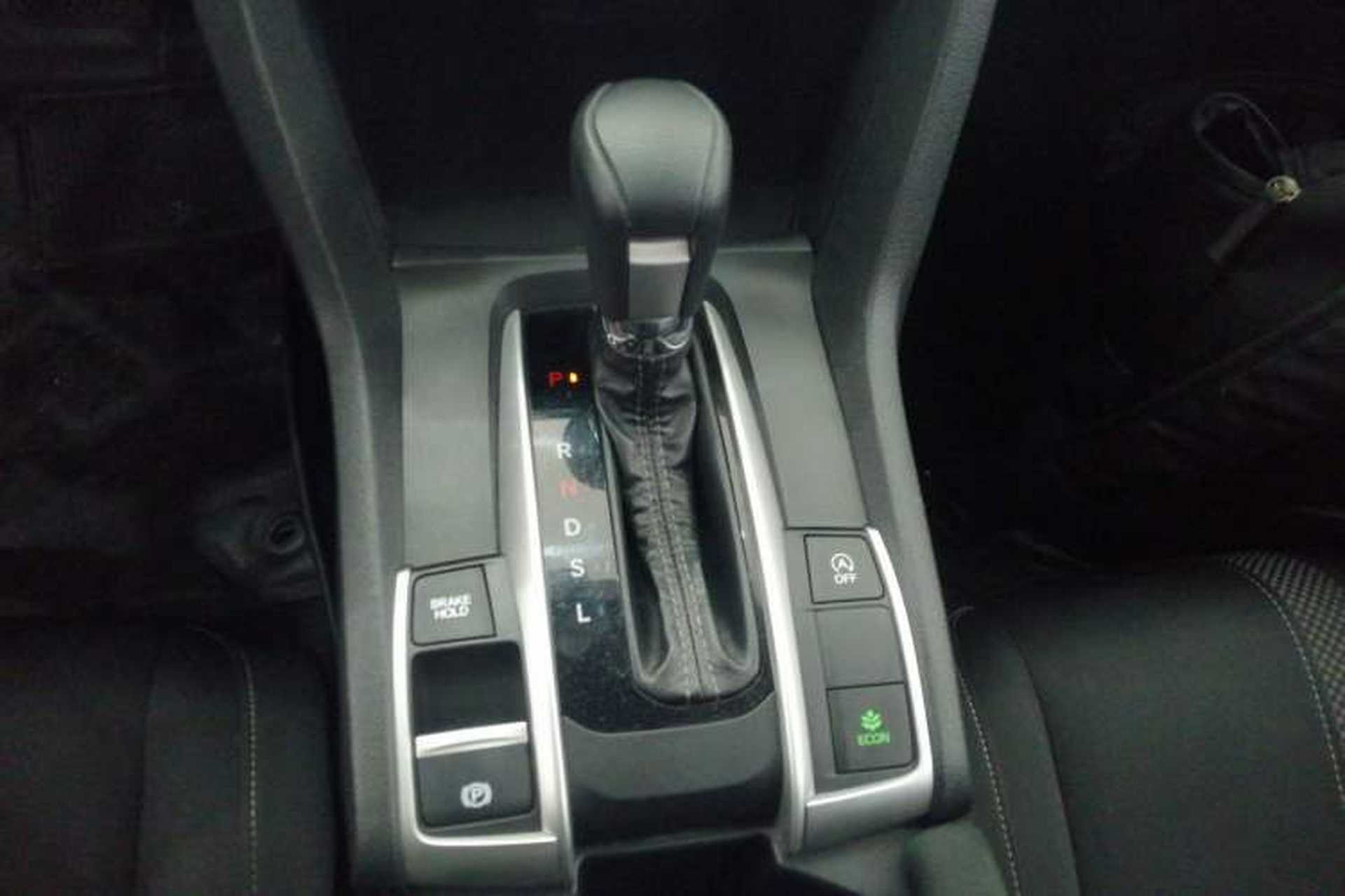 Used Honda Civic 2019 180TURBO CVT Shangdong Edition China VI Gear Lever