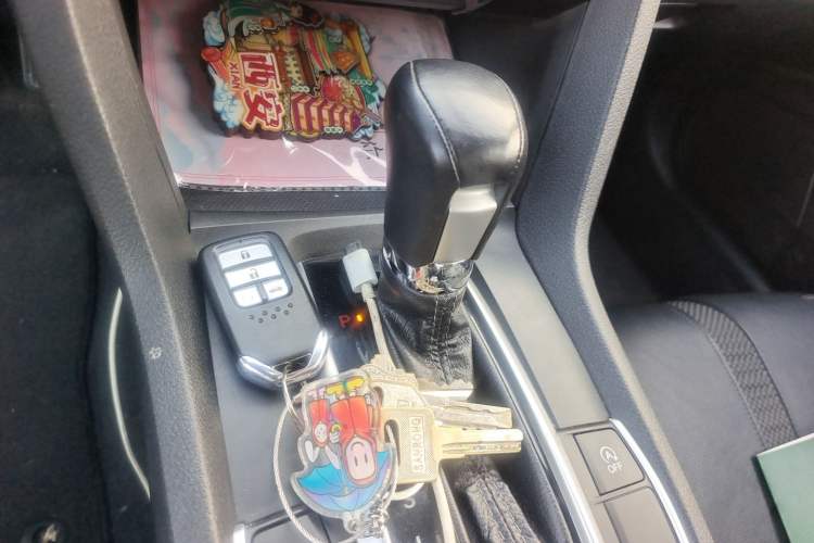 Used Honda Civic 2019 180TURBO CVT Shangqing Edition China V Gear Lever