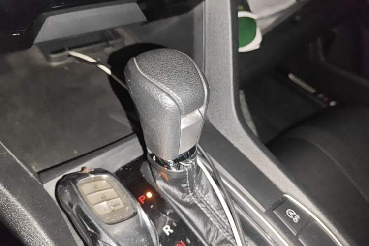 Used Honda Civic 2019 220TURBO CVT Dynamic Edition China VI Gear Lever