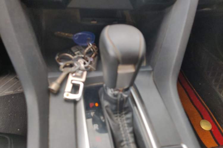 Used Honda Civic 2019 180TURBO CVT Shangdong Edition China V Gear Lever