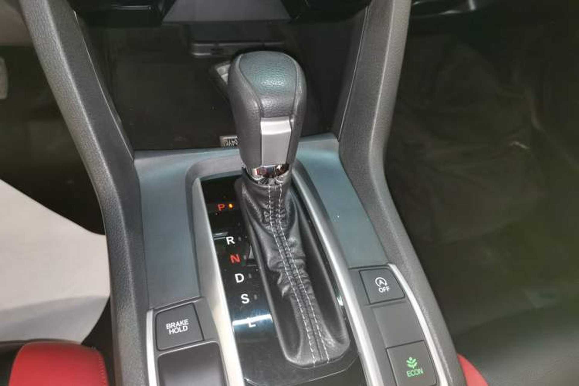 Used Honda Civic 2019 220TURBO CVT Dynamic Edition China VI Gear Lever
