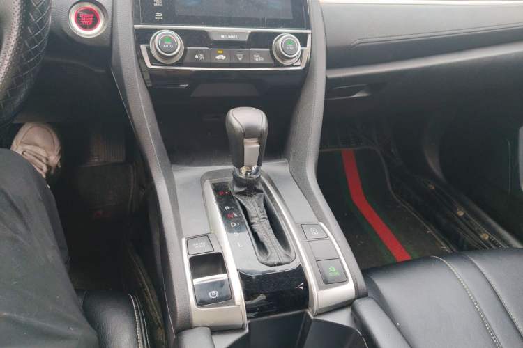 Used Honda Civic 2019 220TURBO CVT Dynamic Edition China VI Gear Lever