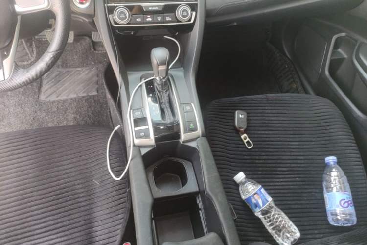 Used Honda Civic 2019 220TURBO CVT Dynamic Edition China VI Gear Lever