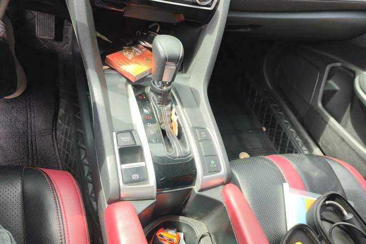 Used Honda Civic 2019 220TURBO CVT Dynamic Edition China VI Gear Lever