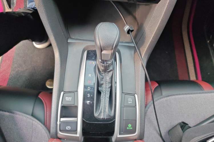 Used Honda Civic 2019 220TURBO CVT Dynamic Edition China VI Gear Lever